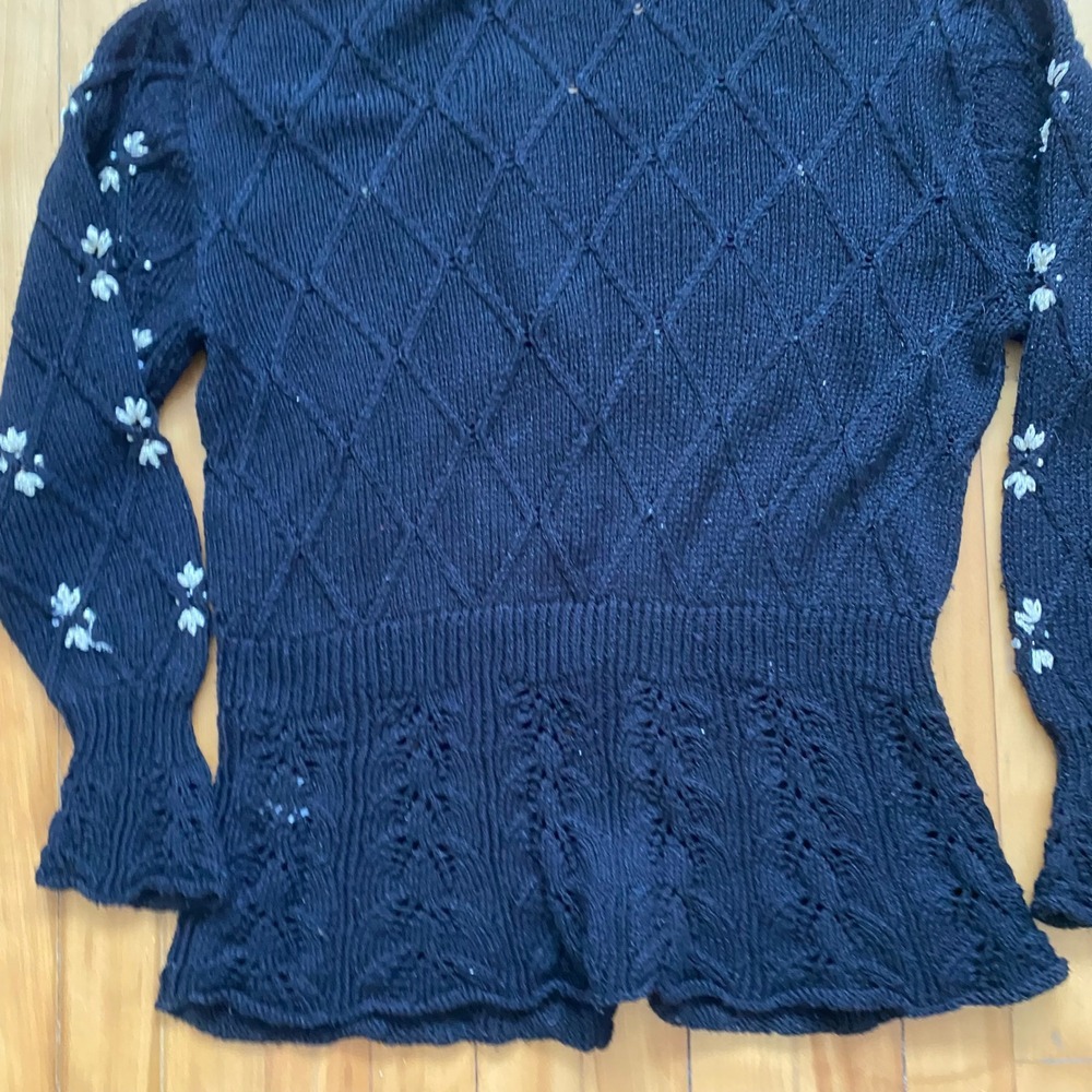 Magnolia Vintage Black Embroidered Beaded Peplum Cardigan Sweater Pearl Button L - Picture 12 of 12